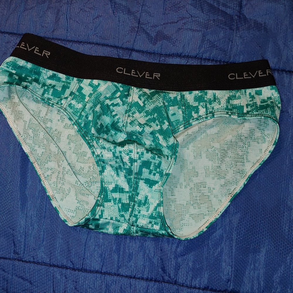 Clever Briefs